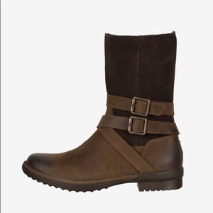 Brown UGG boots size 7.5